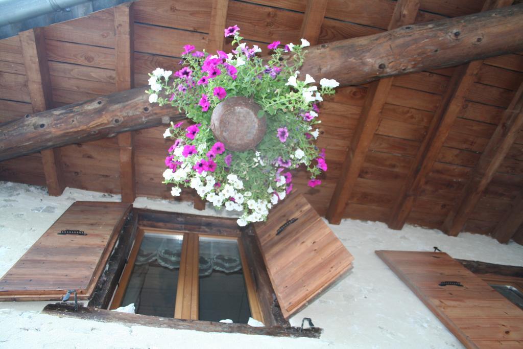 Barnave Chambre D'Hotes La Romarine מראה חיצוני תמונה