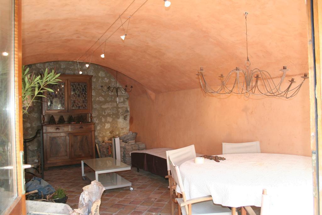 Barnave Chambre D'Hotes La Romarine מראה חיצוני תמונה