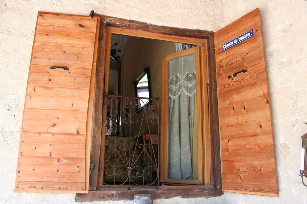 Barnave Chambre D'Hotes La Romarine מראה חיצוני תמונה